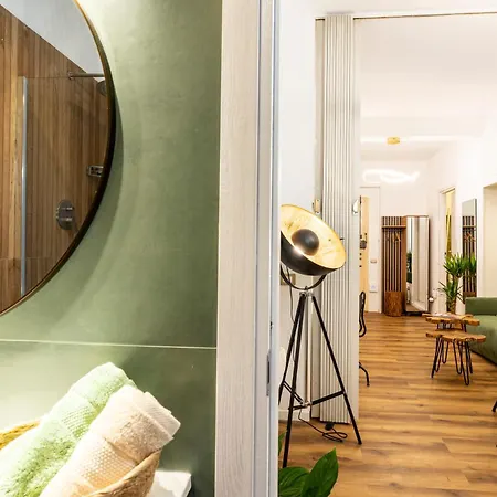 Olive Whisper Garden And Sauna Apartamento Roma